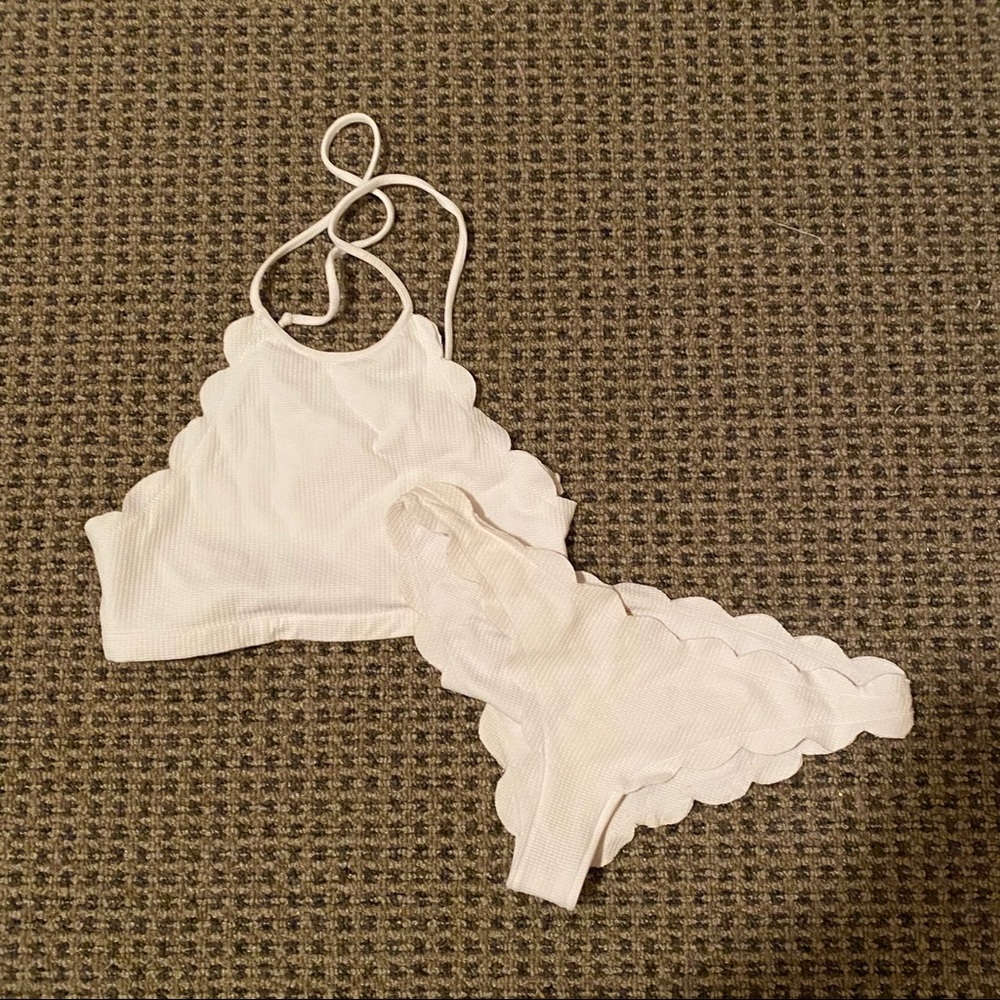 White Scalloped Marysia Swim Bikini Size S